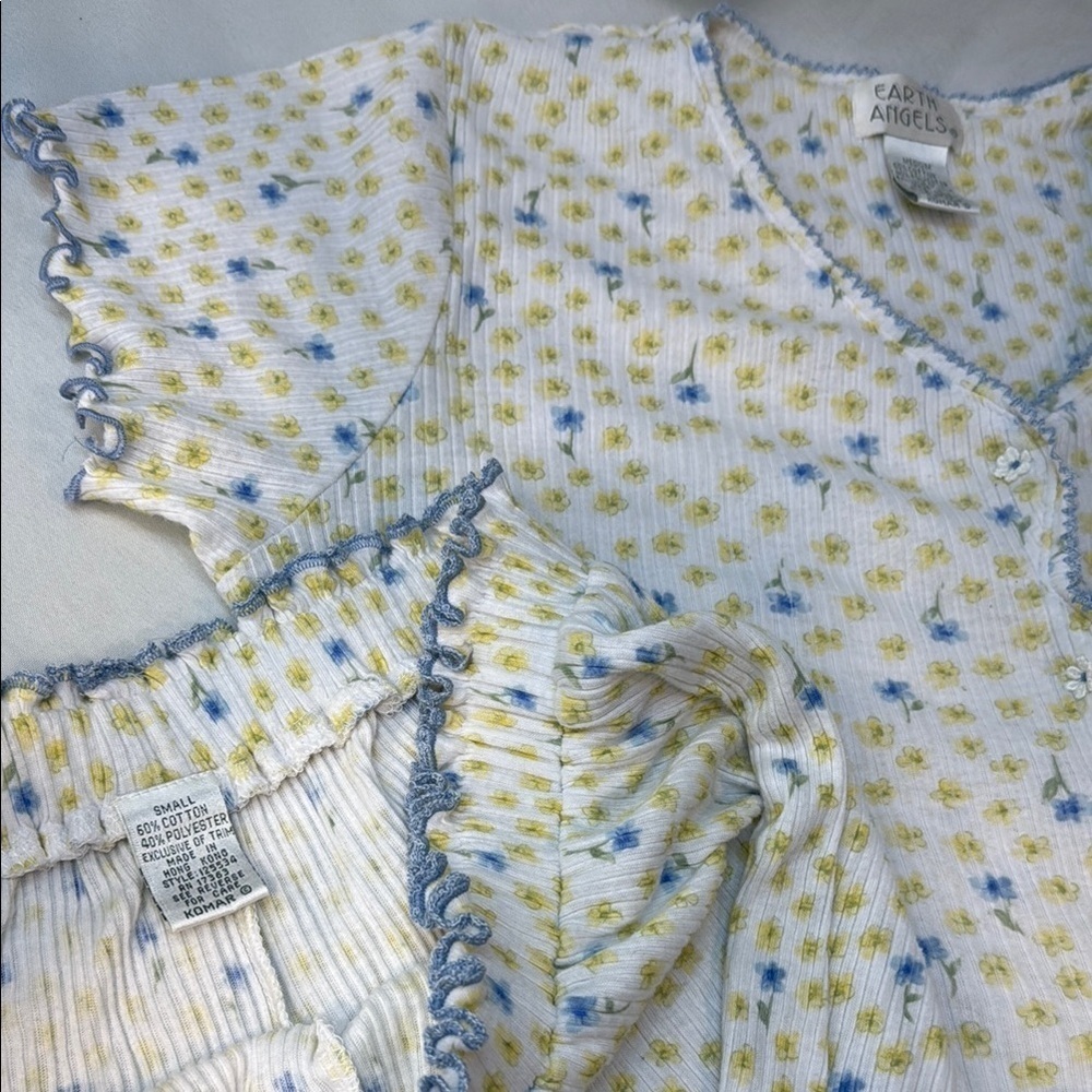 Vintage Earth Angels Floral Pajama Set, ruffled hems, sz Med &Small, *READ - Picture 8 of 11